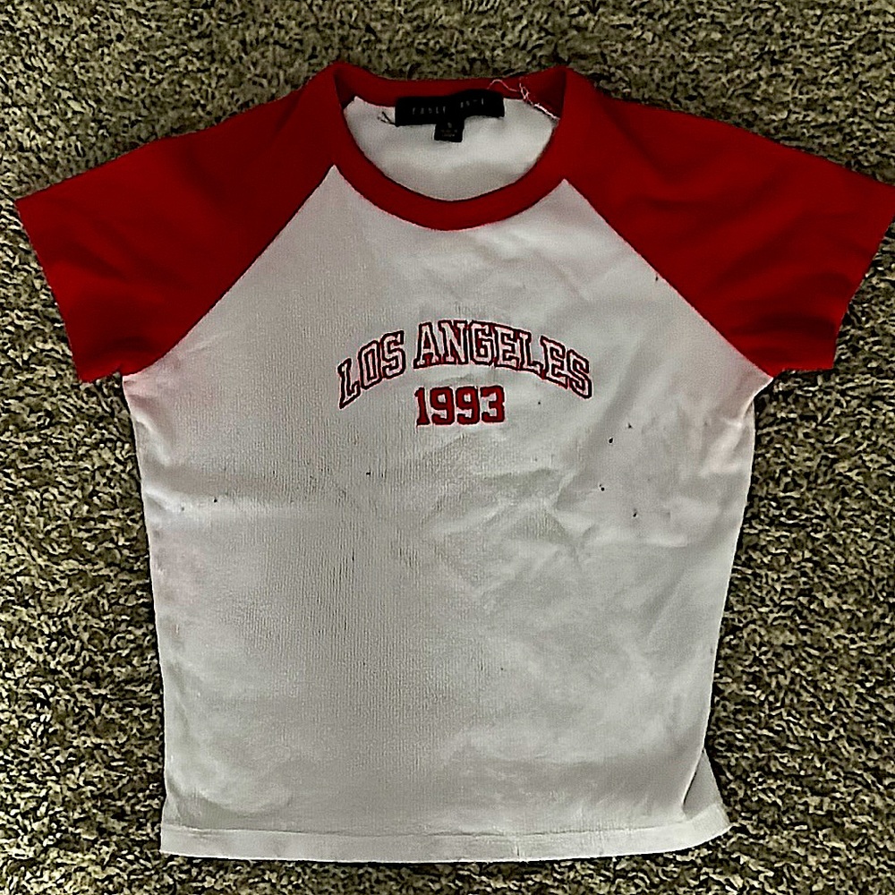 Red and white shirt, “los Vegas 1993”